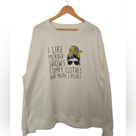 SHEIN Sweaters - SHEIN White Graphic Crewneck Sweater 3xl